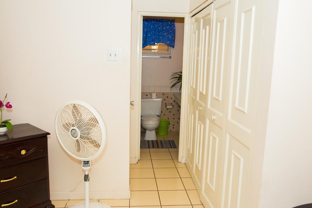 Cozy Waterloo Apartment Kingston Exterior foto
